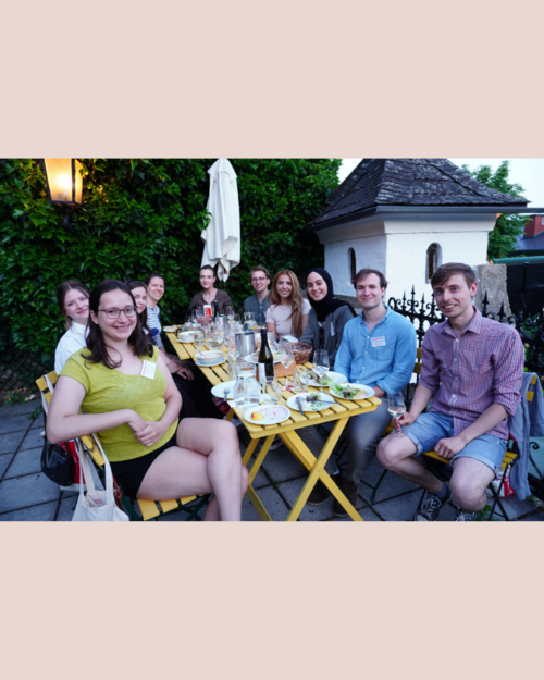 Image of Austrian Fulbright students sitting at table